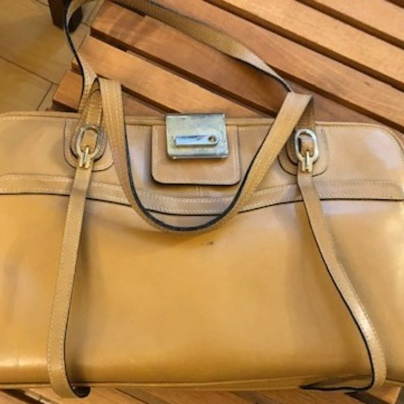 Due Torri Italian Yellow Leather Vintage Hand Bag - Picture 4 of 10